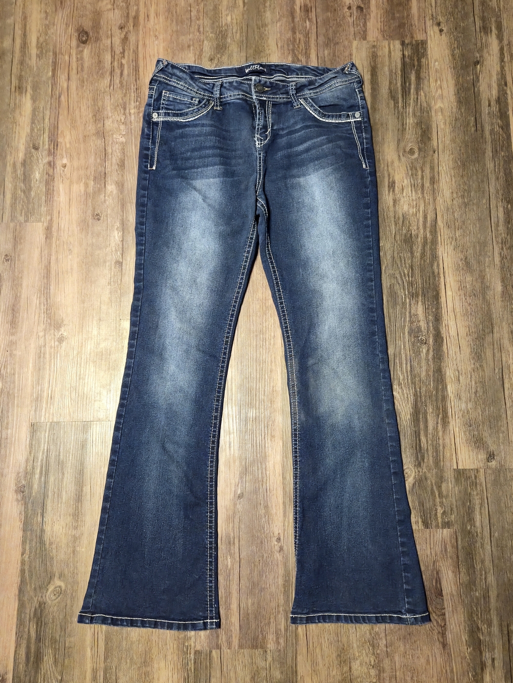 Wallflower Dark Wash Bootcut Women’s Jeans Contrast Stitching, Embellished Sz 13